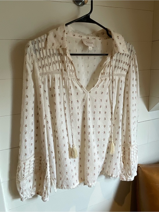 Cleobella Tops - Cleobella Cream Peasant Blouse with Mauve Floral Motif